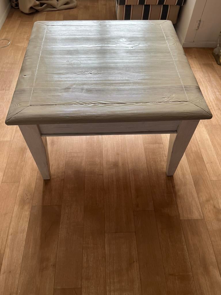 Salontafel, hout, Ophalen, 50 tot 100 cm, Zo goed als nieuw, Minder dan 50 cm
