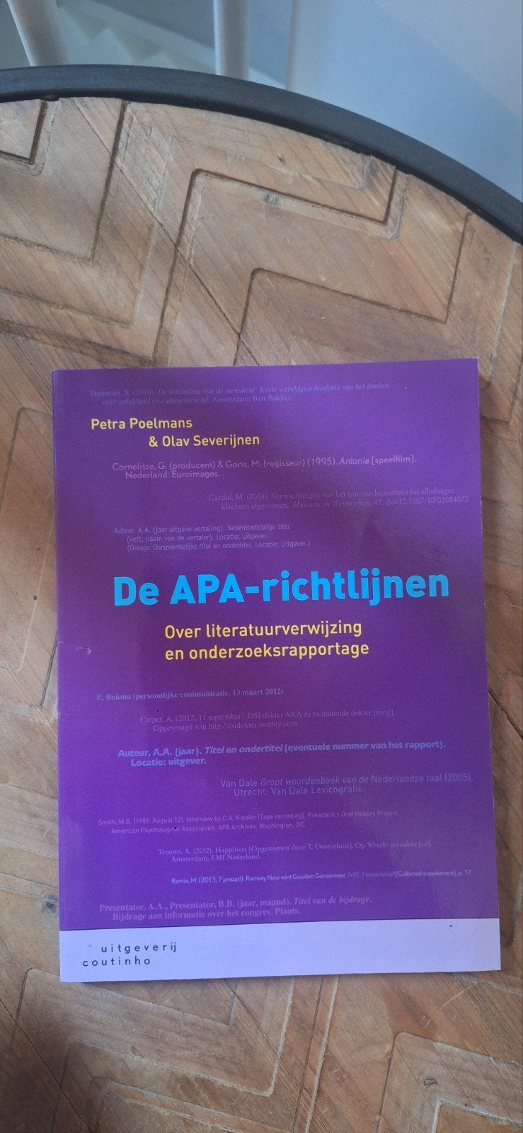 De APA richtlijnen, Zo goed als nieuw, Gamma, Petra Poelmans & Olav Severijnen, HBO