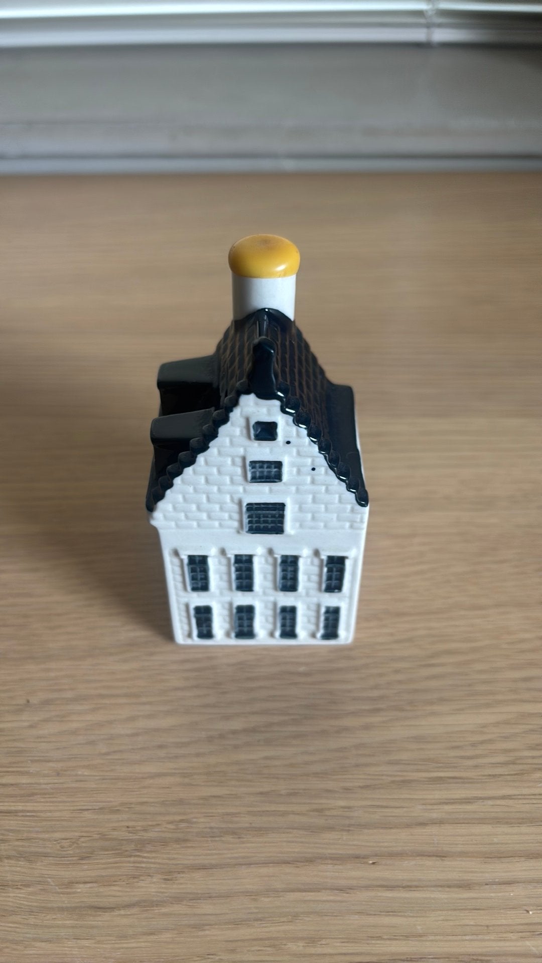 🍀🍀 KLM huisje 77 🍀🍀, Verzamelen, Ophalen of Verzenden, Zo goed als nieuw, 61 t/m 80, Gevuld