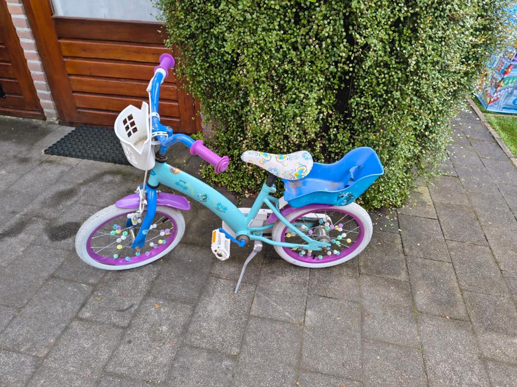 Kinderfiets Frozen 16 inch met poppenzitje en mandje, Ophalen, Gebruikt, 16 tot 20 inch