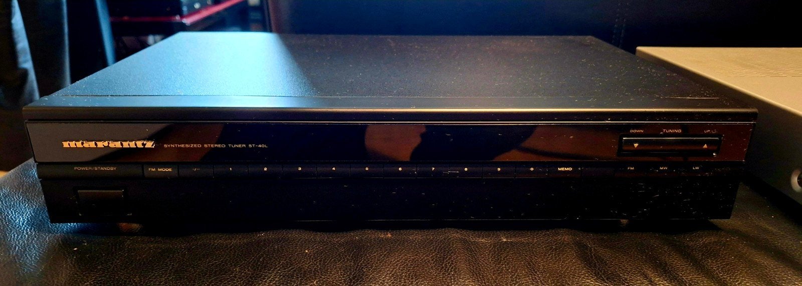 Marantz ST-40L Synthesized Stereo Tuner – In Nette Staat, Ophalen of Verzenden, Zo goed als nieuw
