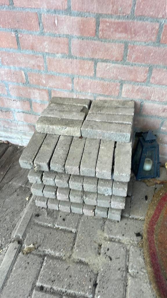 Gratis klinkers, Tuin en Terras, Tegels en Klinkers, Ophalen, Zo goed als nieuw, Beton, Klinkers