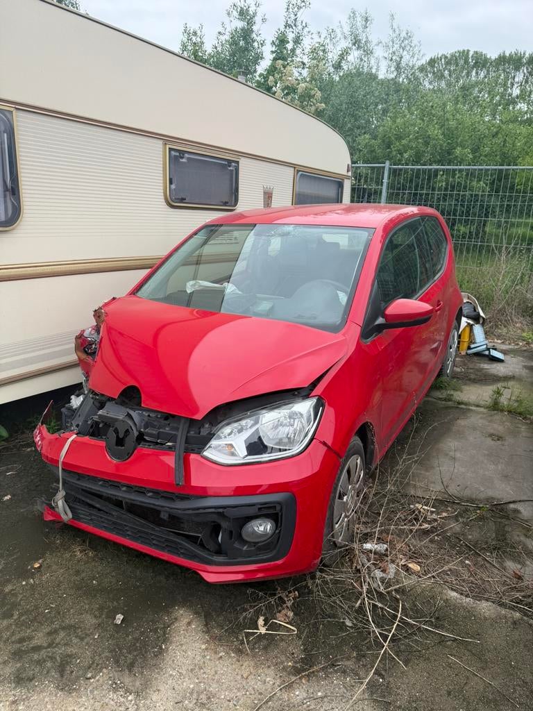Volkswagen up! 1.0 60PK BMT Schadevoertuig, Voorwielaandrijving, Euro 5, Stof, Up!