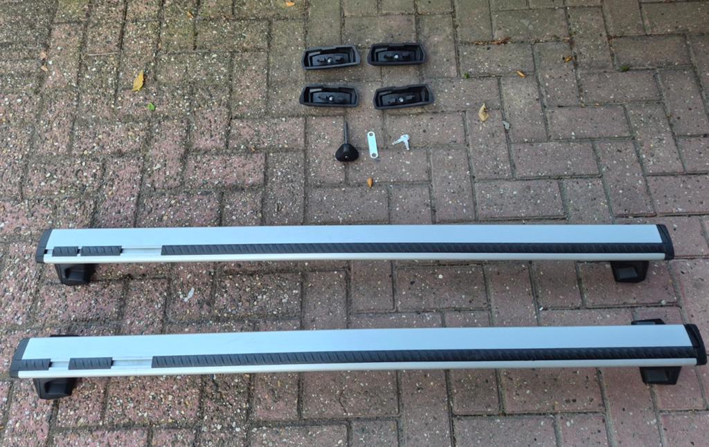 Thule Wingbar Evo Mercedes-Benz C300 sedan, Auto diversen, Dakdragers, Ophalen of Verzenden