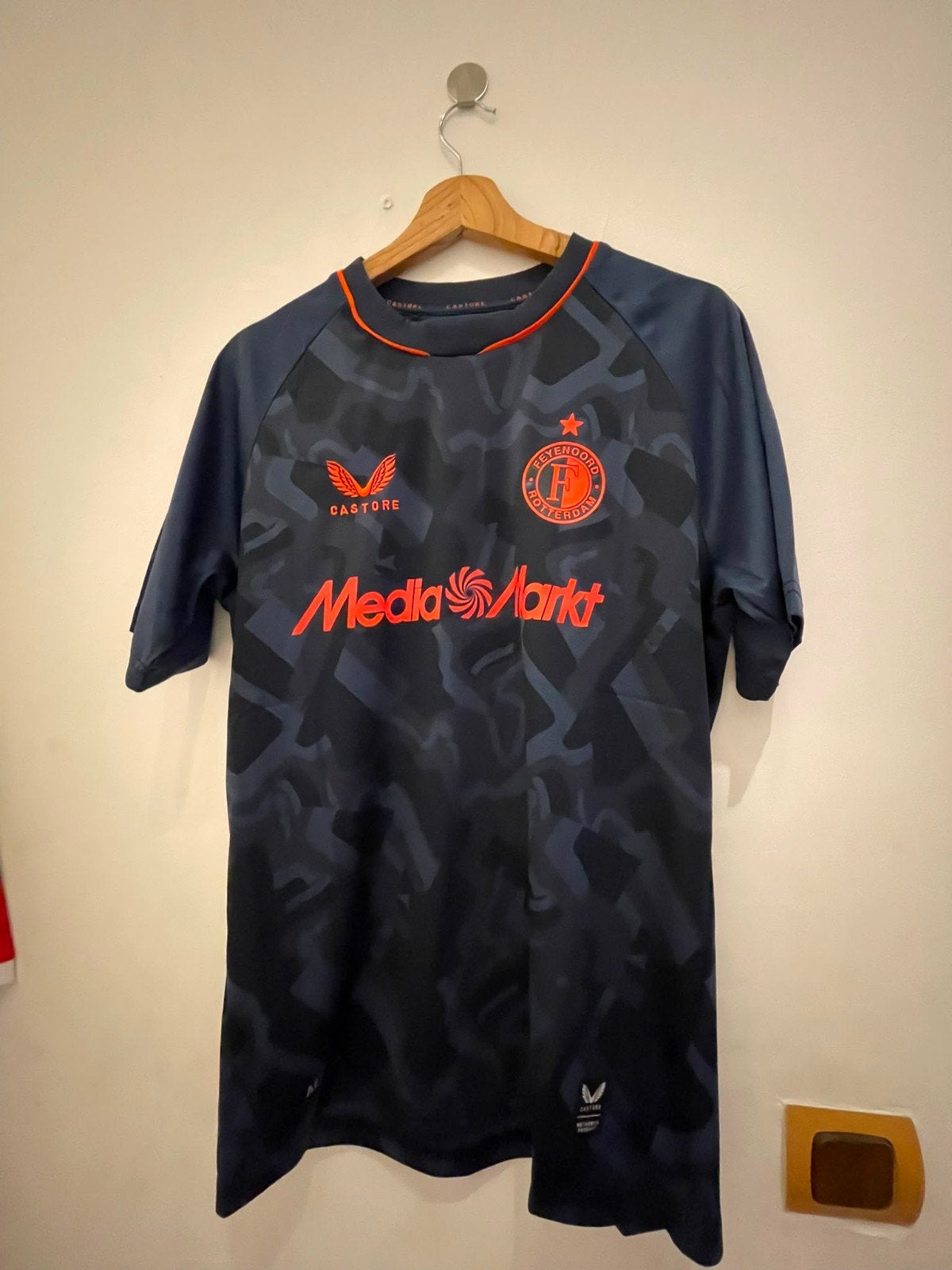Feyenoord Shirt 2026 - 2027 maat L, Maat L, Ophalen, Nieuw, Shirt