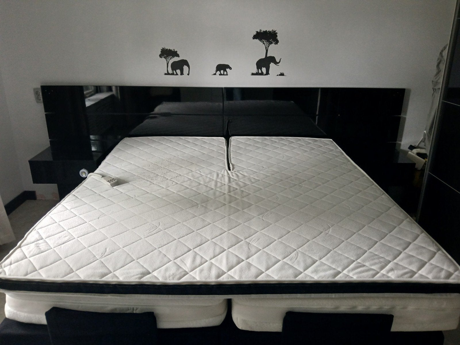 Elektrisch verstelbaar bed Swiss Sense 1.80 x 200 cm met top, Huis en Inrichting, Slaapkamer | Bedden, Ophalen, Overige materialen