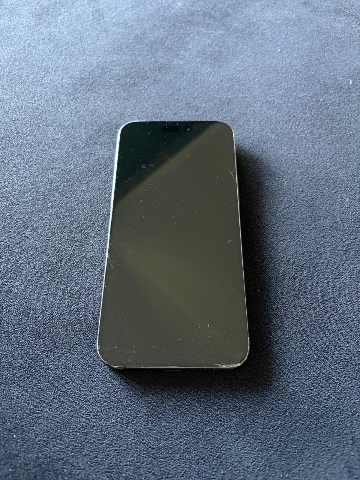 Iphone 15 pro max - iphone 15 pro - iphone 12, Telecommunicatie, Mobiele telefoons | Apple iPhone, Ophalen of Verzenden, Zo goed als nieuw