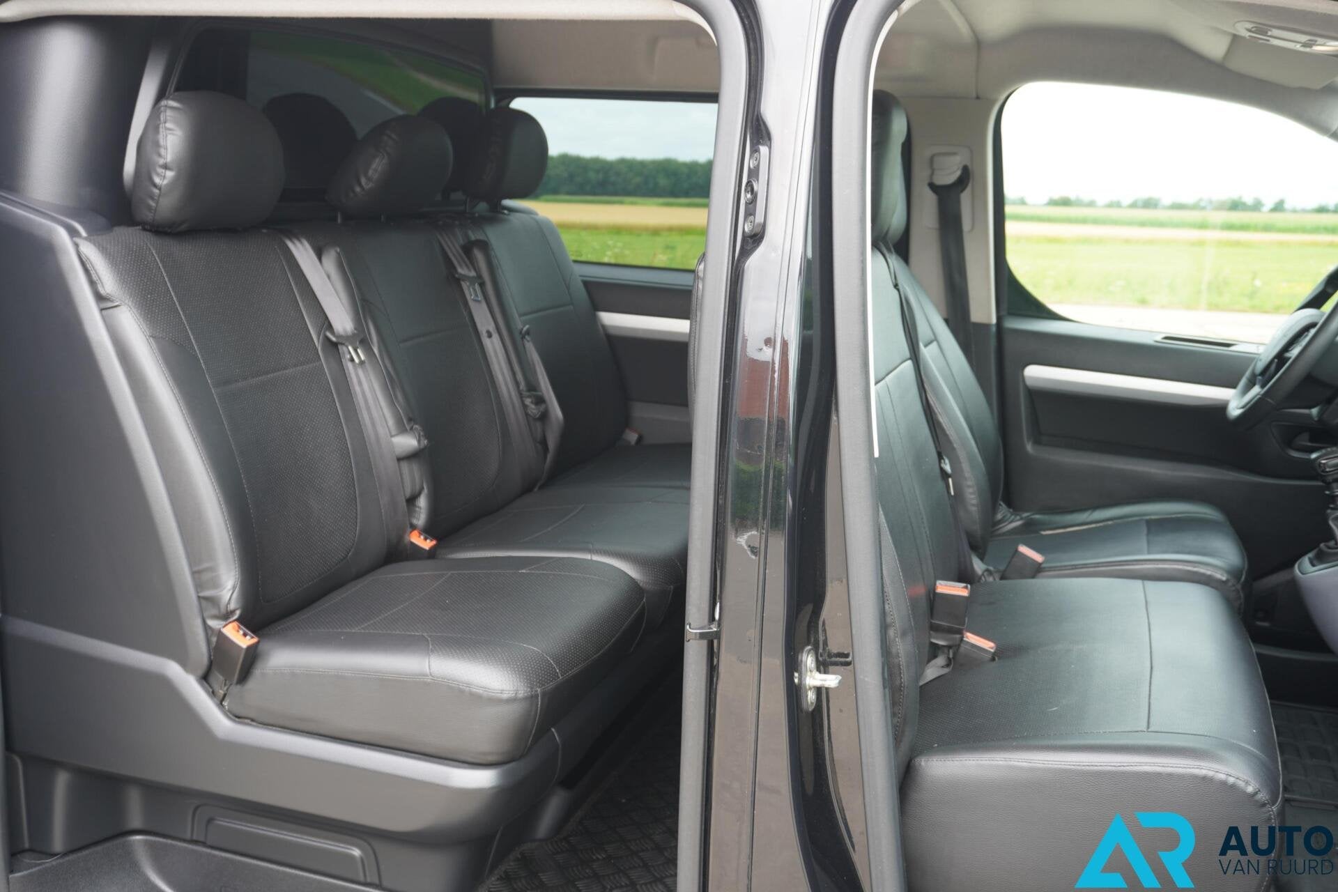 Peugeot Expert 2.0 BlueHDI DC * 2 schuifdeuren * Trekhaak, Gebruikt, Euro 6, 4 cilinders, 2500 kg