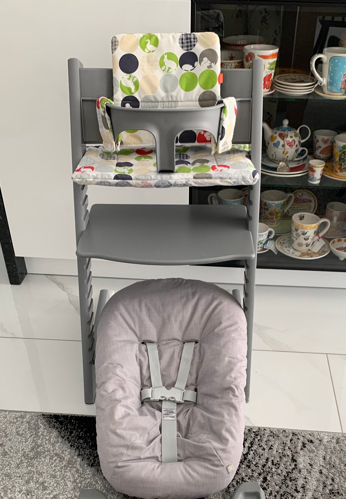 Stokke Storm Grijs / Newborn 2 Standen / Kussen / Babyset, Ophalen of Verzenden, Zo goed als nieuw, Meegroeistoel, Stoelverkleiner