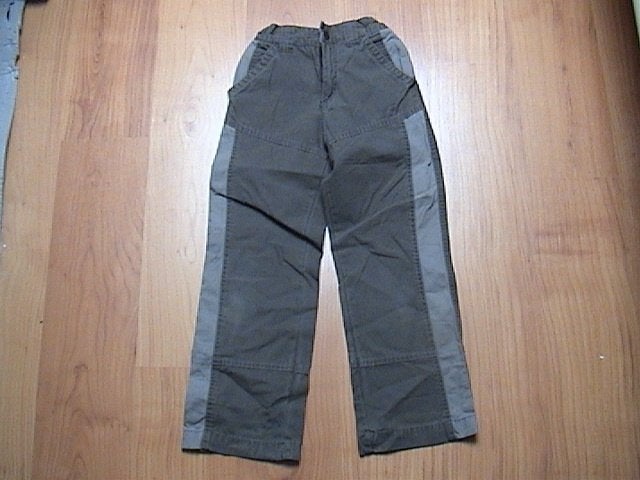 C&A HERE & THERE donkergrijze lange broek jongen maat 122, Broek, Gebruikt, C&A, Ophalen of Verzenden