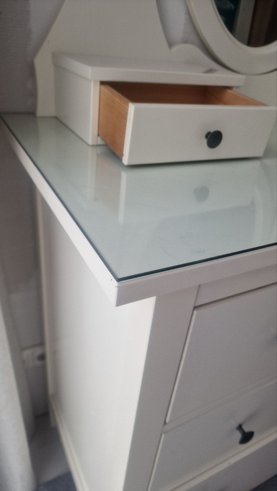 Ikea hemnes kaptafel spiegel met glasplaat, Ophalen of Verzenden, 25 tot 50 cm, Overige houtsoorten