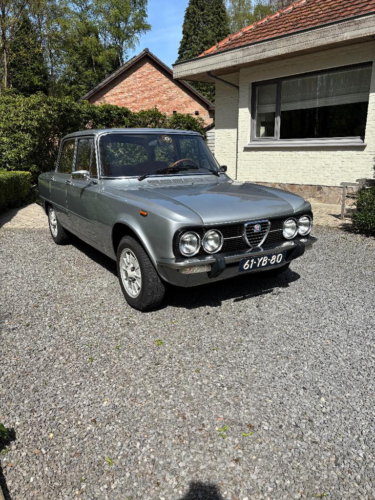 Alfa Romeo Giulia 1.3 Super Lusso 1977 Grijs, 4 cilinders, 103 pk, Handgeschakeld, Particulier