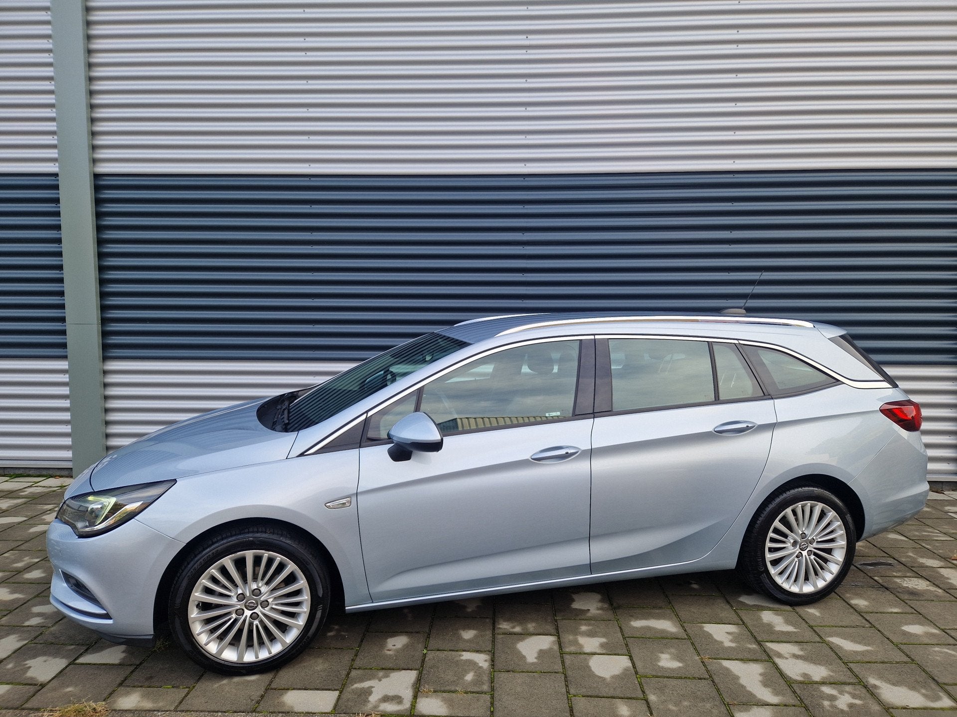 Opel Astra Sports Tourer, Airco, Leder, PDC enz 1.0 Innovati, Voorwielaandrijving, Gebruikt, 1178 kg, 620 kg