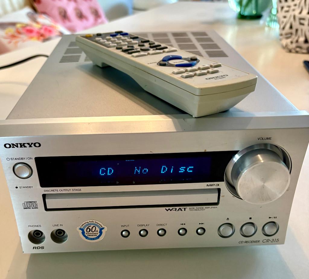 Onkyo CD Receiver, Ophalen of Verzenden, Zo goed als nieuw, Onkyo, Minder dan 60 watt
