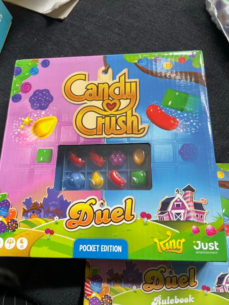 Candy Crush Duel Pocket Edition - Nieuw bordspel, Hobby en Vrije tijd, Gezelschapsspellen | Bordspellen, Een of twee spelers, Ophalen of Verzenden