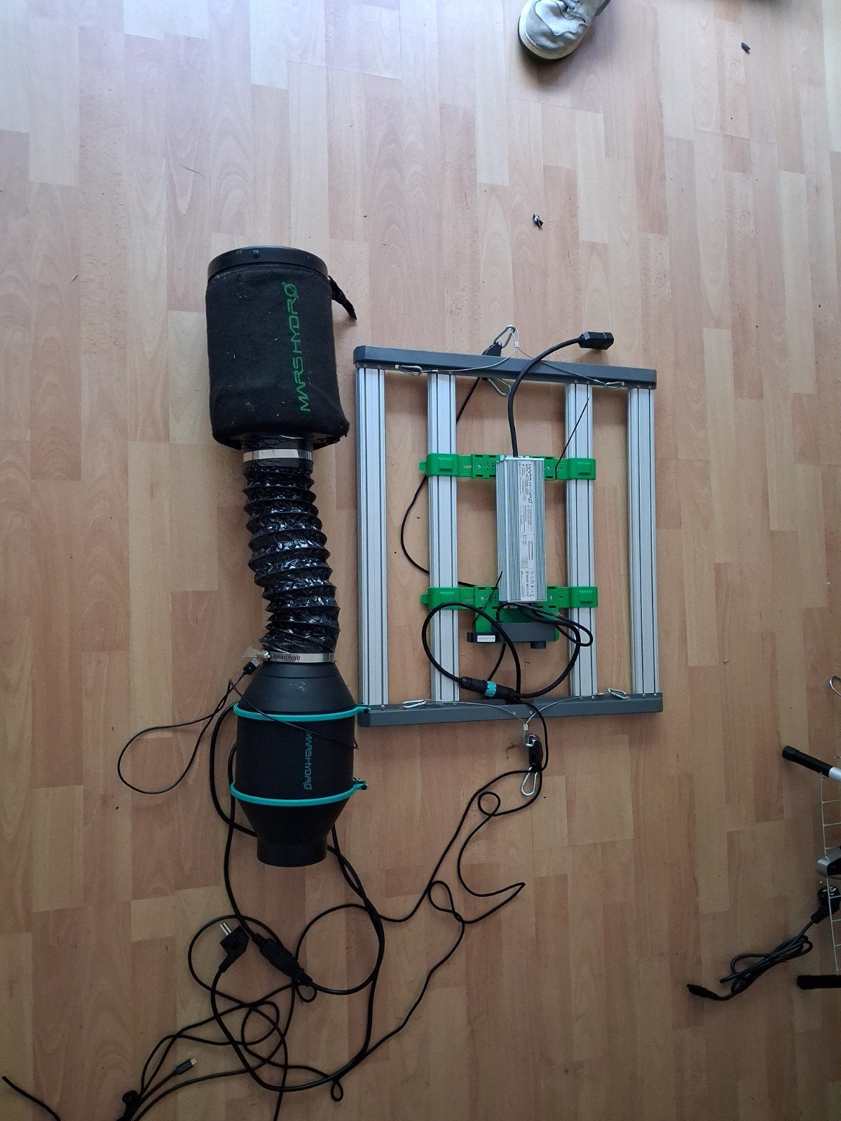 Mars Hydro kweekset: Afzuiger, filter en LED kweeklamp, Doe-het-zelf en Verbouw, Ventilatie en Afzuiging, Ophalen of Verzenden
