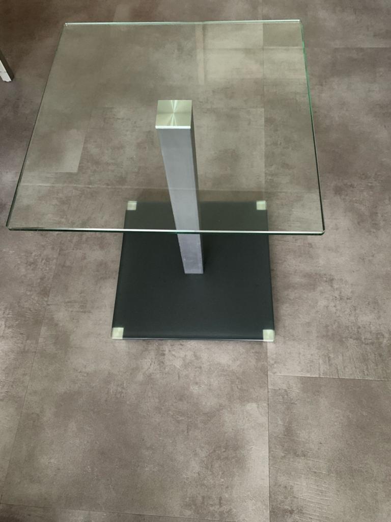 Glazen bijzettafel met metalen onderstel, Huis en Inrichting, Tafels | Salontafels, Ophalen, Vierkant, 50 tot 100 cm, Minder dan 50 cm