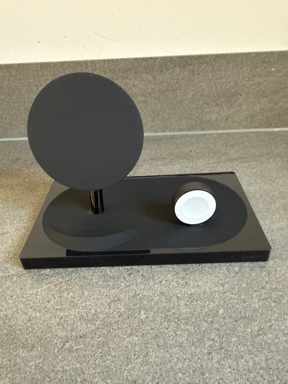 Belkin BOOSTUP Special Edition Draadloos Oplaadstation, Ophalen of Verzenden, Zo goed als nieuw, Overige typen, Apple
