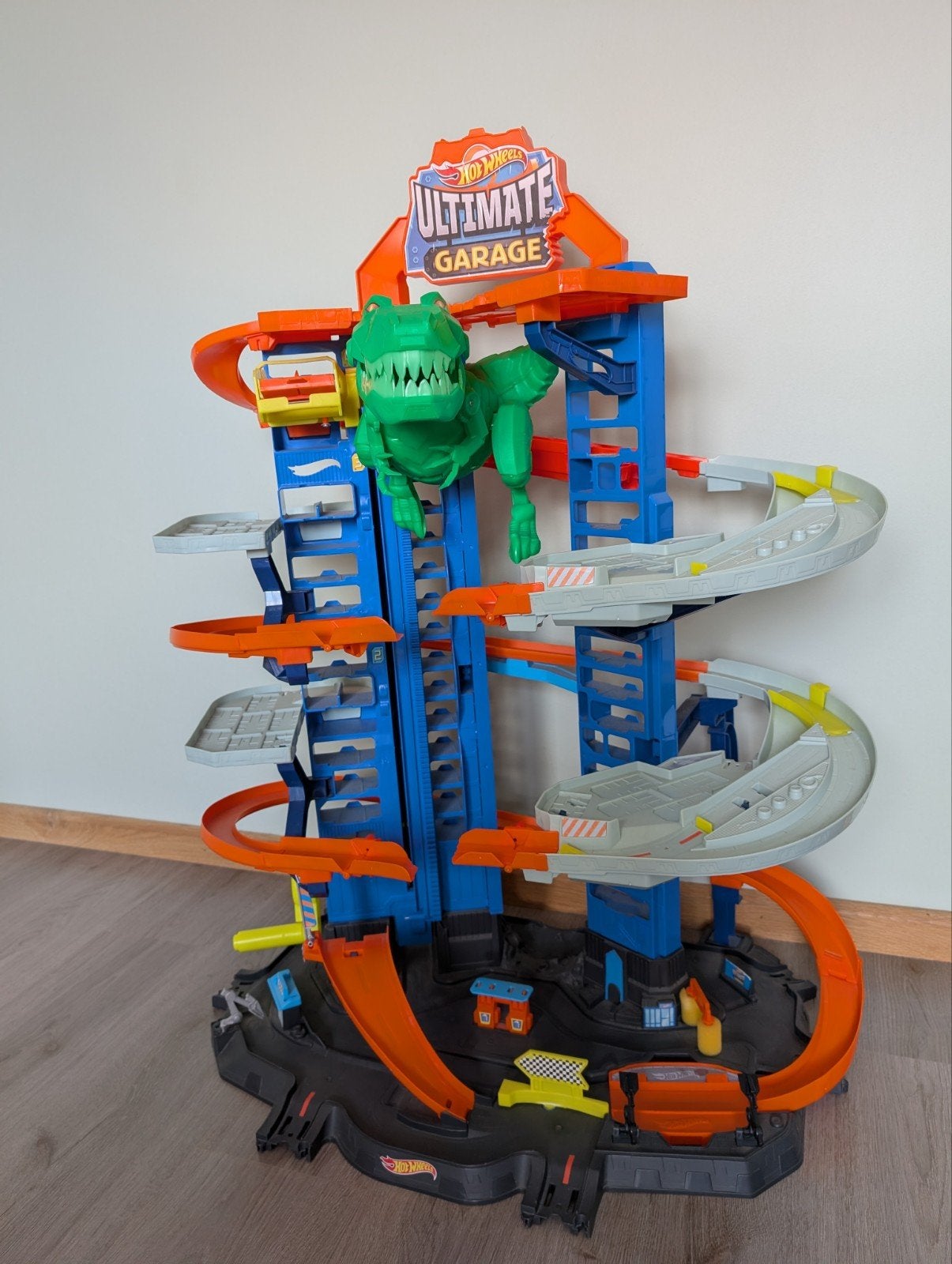 Hot Wheels garage dino, Ophalen, Zo goed als nieuw, Handmatig, Hot Wheels