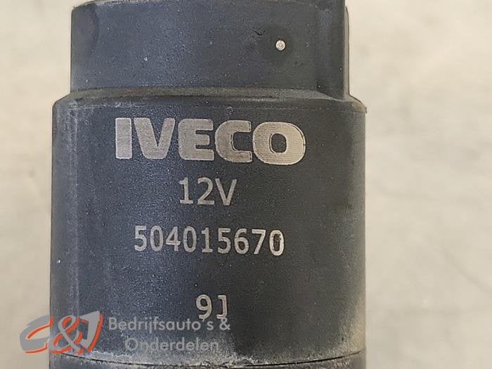 Ruitensproeierpomp voor van een Iveco Daily, Gebruikt, -, Overige automerken, -