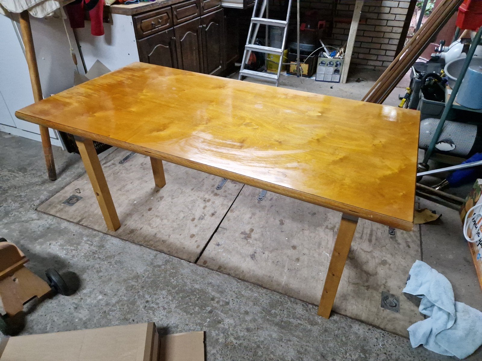 Tafel met waterschade, eenvoudig te demonteren, Ophalen, Gebruikt, Rechthoekig, 50 tot 100 cm