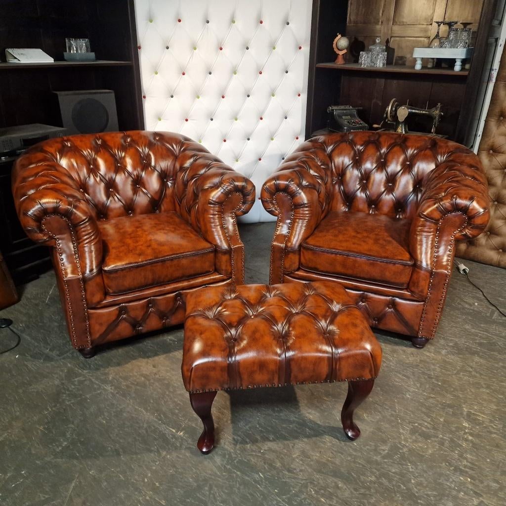 Chesterfield fauteuil set antiek bruin + hocker - nieuw, Huis en Inrichting, Fauteuils, Chesterfield, Nieuw, Ophalen of Verzenden