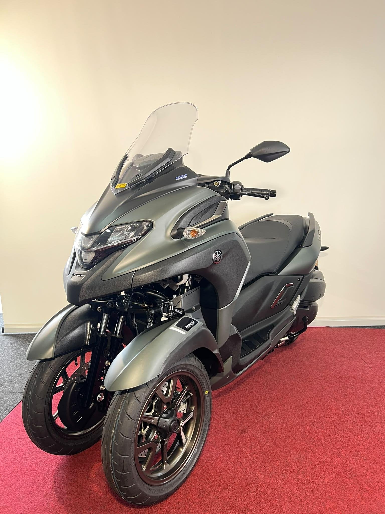 Yamaha Tricity 300 ABS, Motoren, Scooter, Info@yamaha-motor.eu, Bedrijf, Koolhovenlaan 101
1119 NC  Schiphol-Rijk, NL