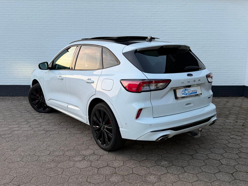 Ford Kuga PHEV ST-Line X l PANO l TREKHAAK l ACC l TOPSTAAT!, Gebruikt, Zwart, 4 cilinders, Wit
