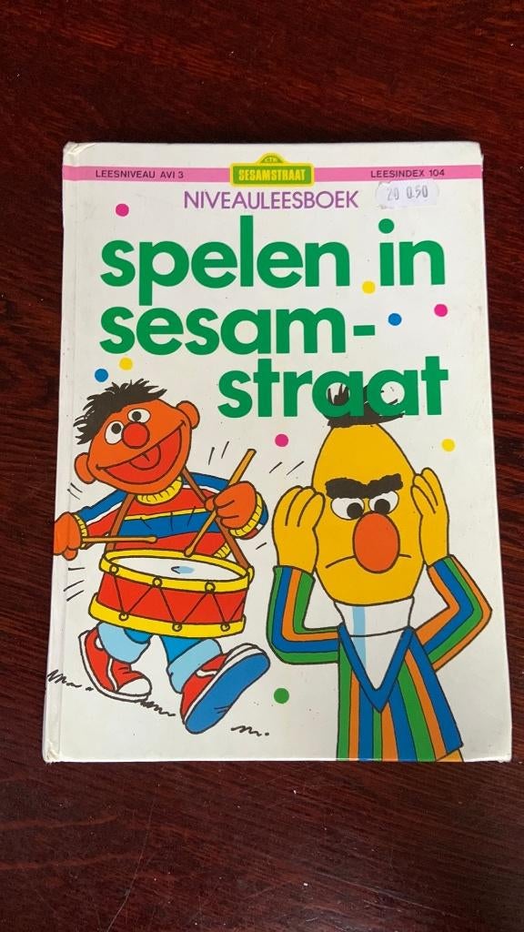 Spelen in sesamstraat, Ophalen of Verzenden, Zo goed als nieuw