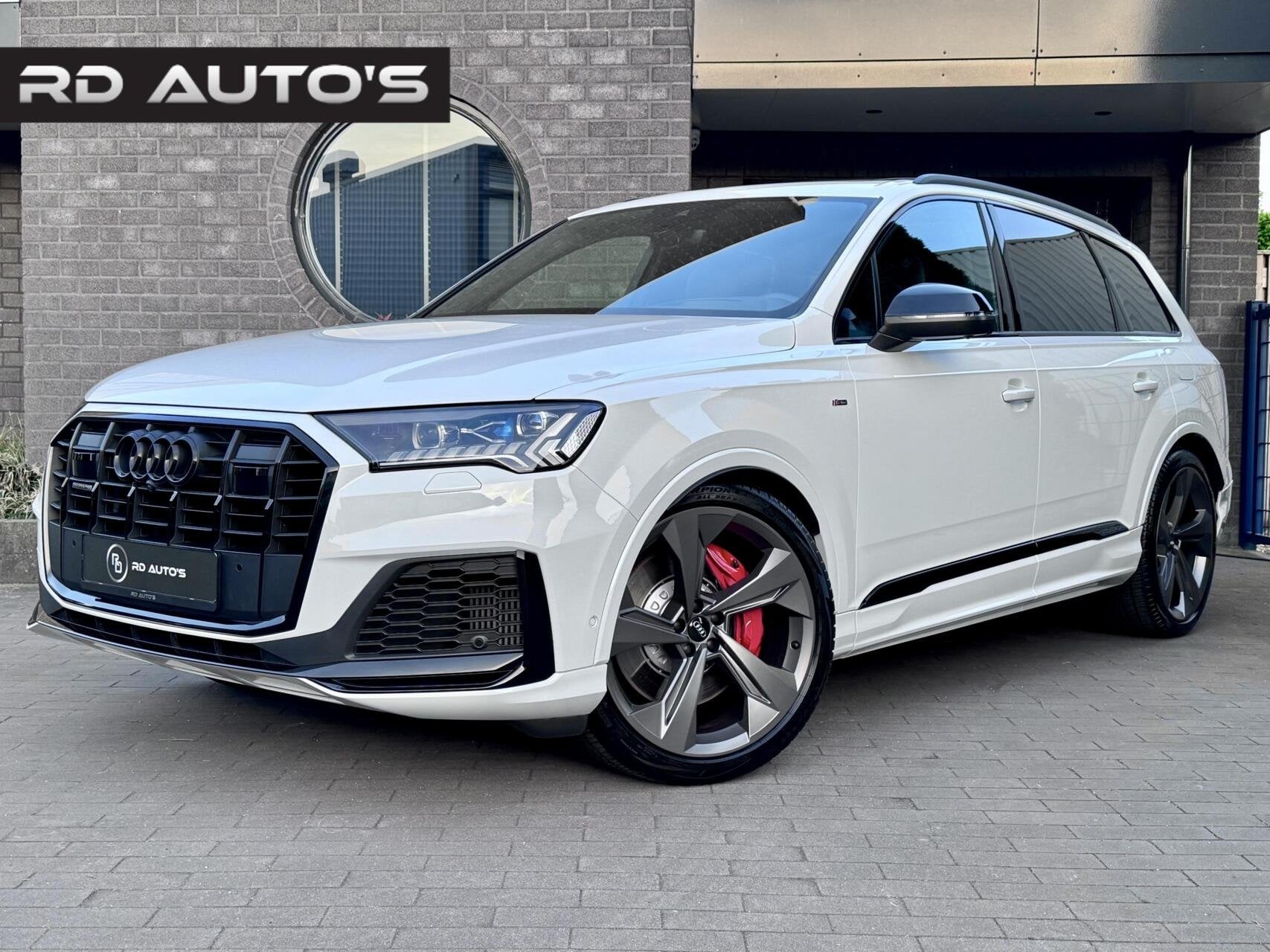 Audi Q7 60 TFSI e Quattro Competition 360 Pano Sfeer B&O M, Auto's, Audi, Gebruikt, 2995 cc, Wit, Plug-in hybride
