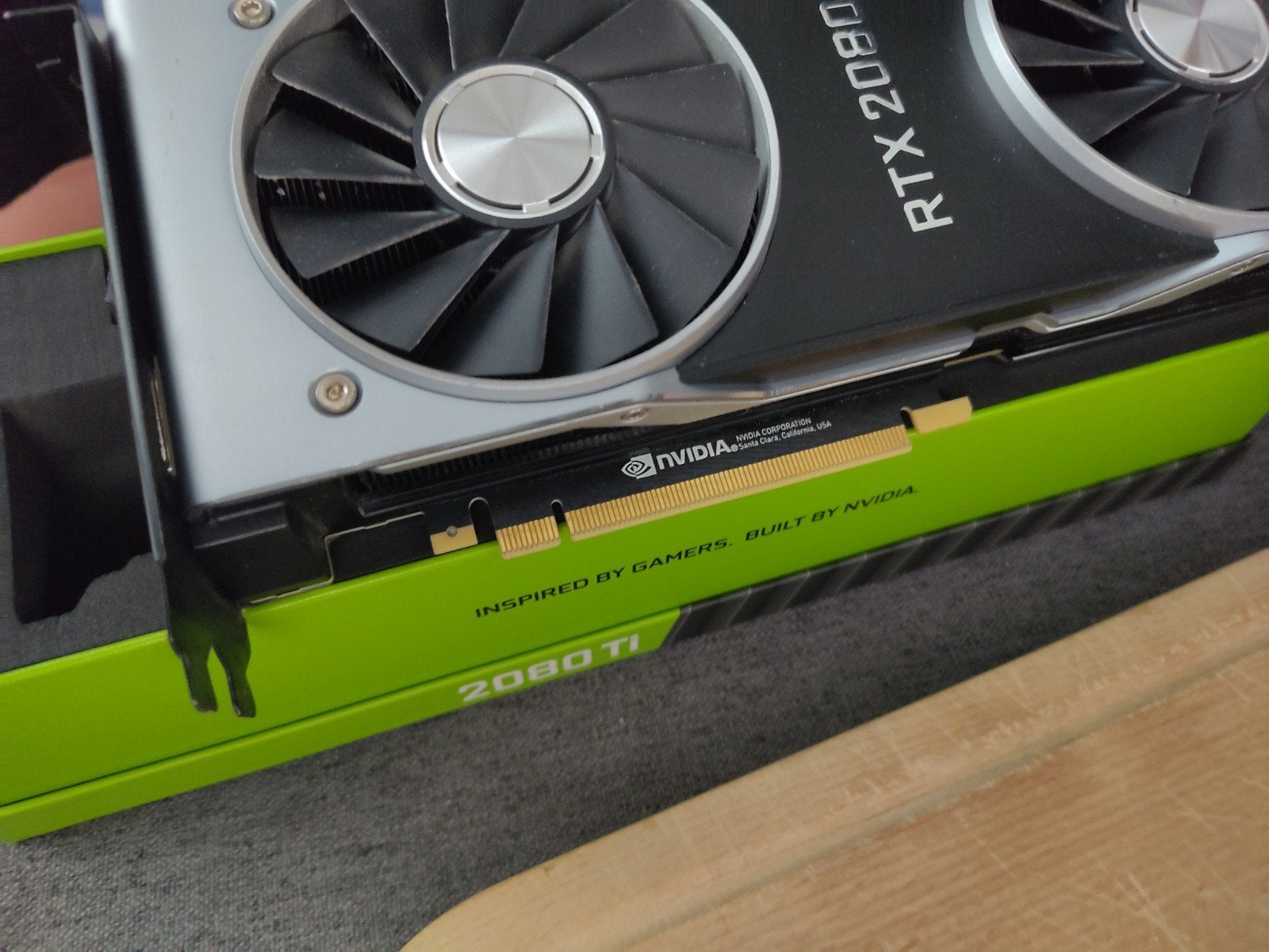 NVIDIA GeForce RTX 2080 Ti Founders Edition, Computers en Software, Videokaarten, PCI-Express 3, GDDR6, Ophalen of Verzenden, Zo goed als nieuw