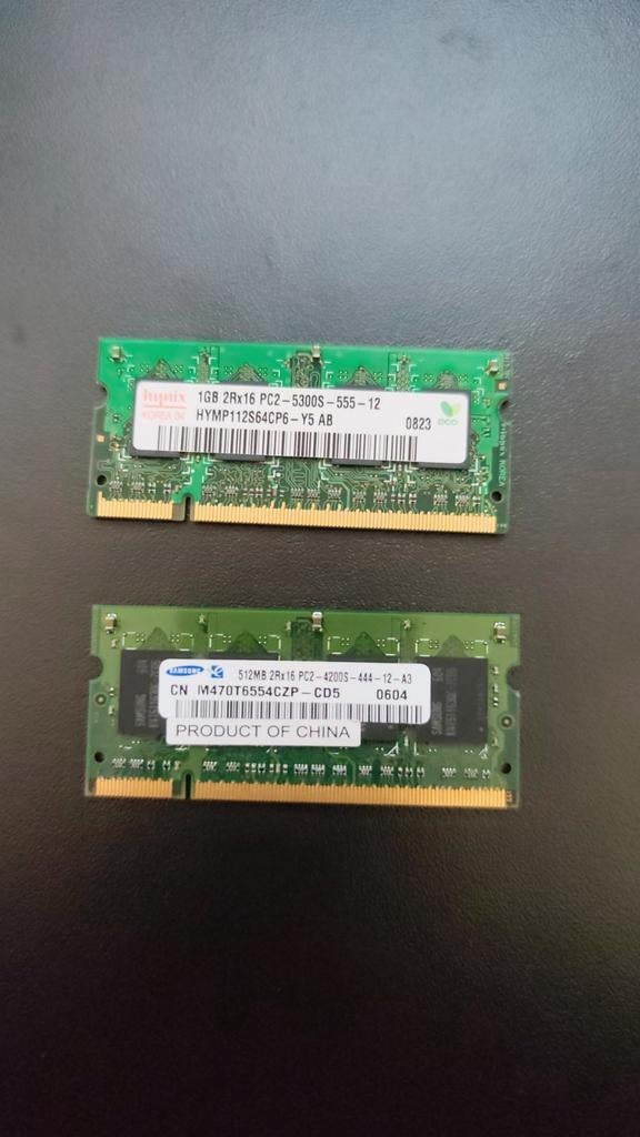 Hynix en Samsung DDR 2 Sodimm RAM  1GB en 512MB, Ophalen of Verzenden, Zo goed als nieuw, DDR2, 2 GB