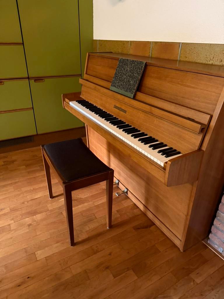 Grotrian Steinweg Model 110, Muziek en Instrumenten, Ophalen, Zo goed als nieuw, Bruin, Piano