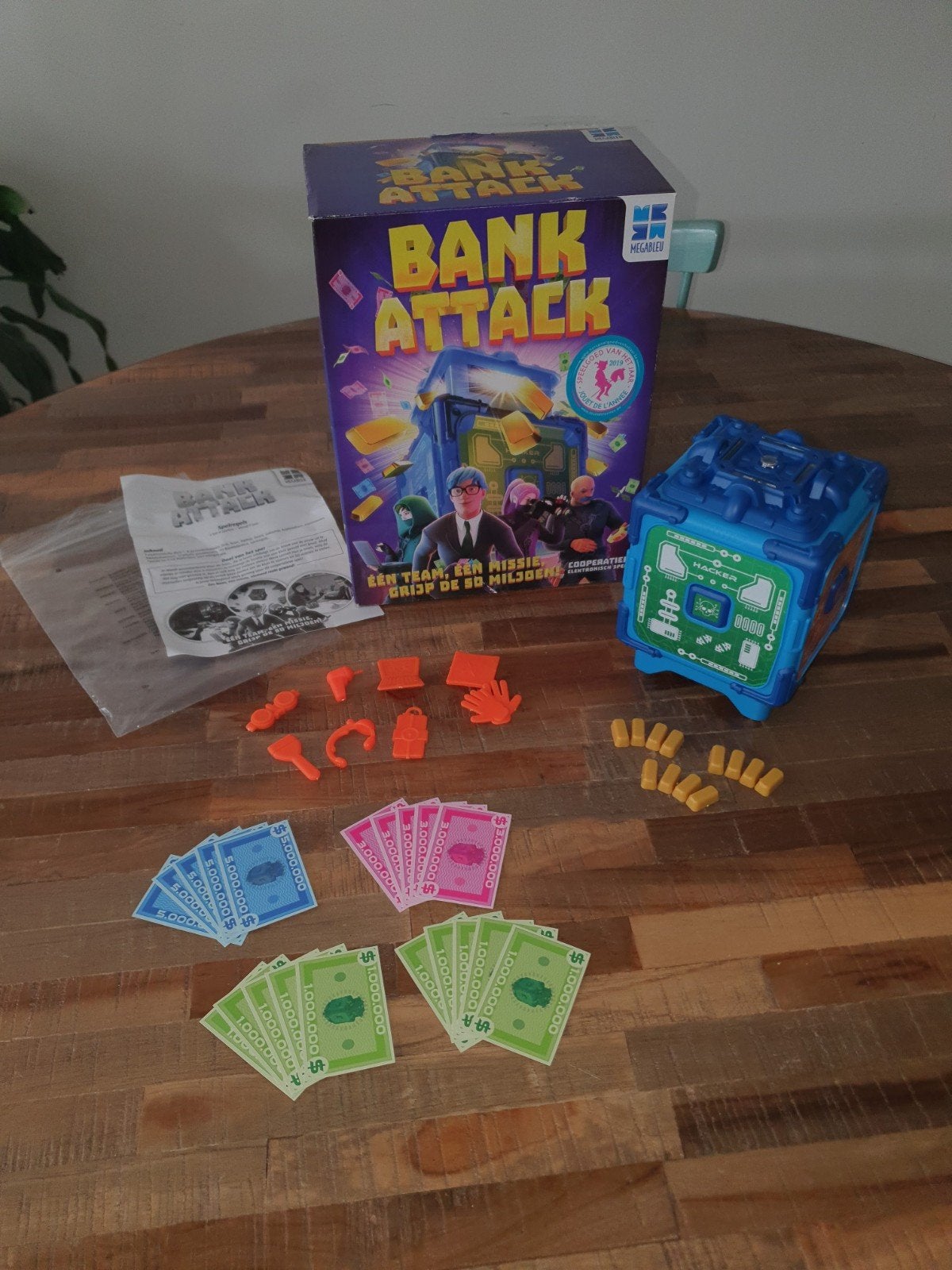 Bank Attack Coöperatief Gezelschapsspel - Megableu, Een of twee spelers, Ophalen of Verzenden, Zo goed als nieuw, Megableu