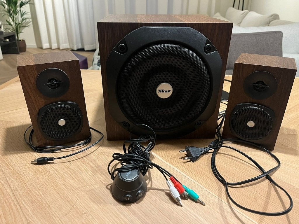 speakerset met subwoofer Trust Vigor 2.1 (Bruin, Zwart), Ophalen of Verzenden, Zo goed als nieuw, TRUST