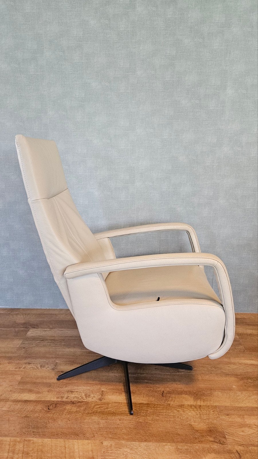 Relax fauteuil/stoel van de Toekomst bij Zitgemak in joure, 75 tot 100 cm, Ophalen of Verzenden, Zo goed als nieuw, Stof