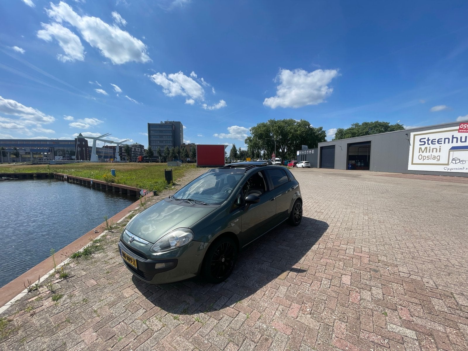 Fiat Punto 1.4 5DR 2010 Groen, Auto's, Voorwielaandrijving, Stof, 4 cilinders, 400 kg