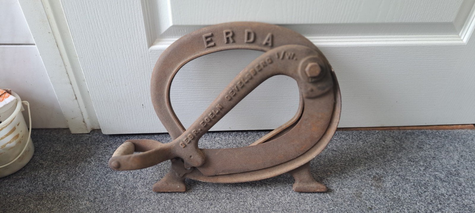 Oude bieten snijder voor veevoer - Gebr. Egeln Gevelsberg, Antiek en Kunst, Antiek | Gereedschap en Instrumenten, Ophalen of Verzenden