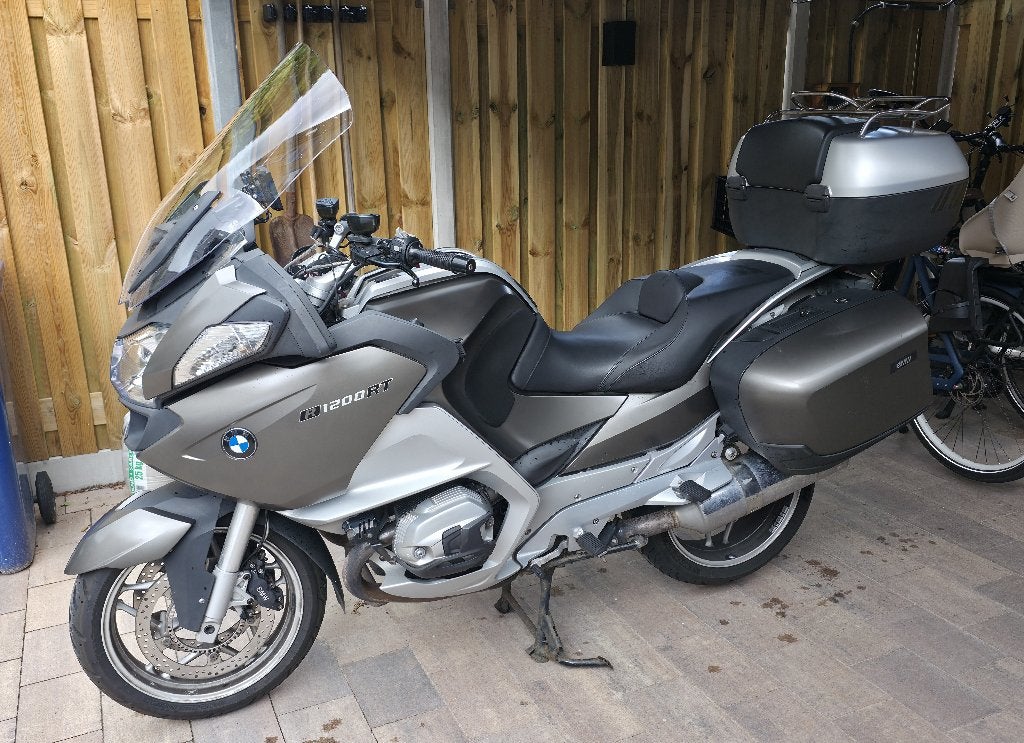 BMW R1200RT 2010 | 106.000 km | ESA | ABS | ASC/ESC | Garmin, 2 cilinders, Handvatverwarming, Motorrijbewijs A, Gebruikt