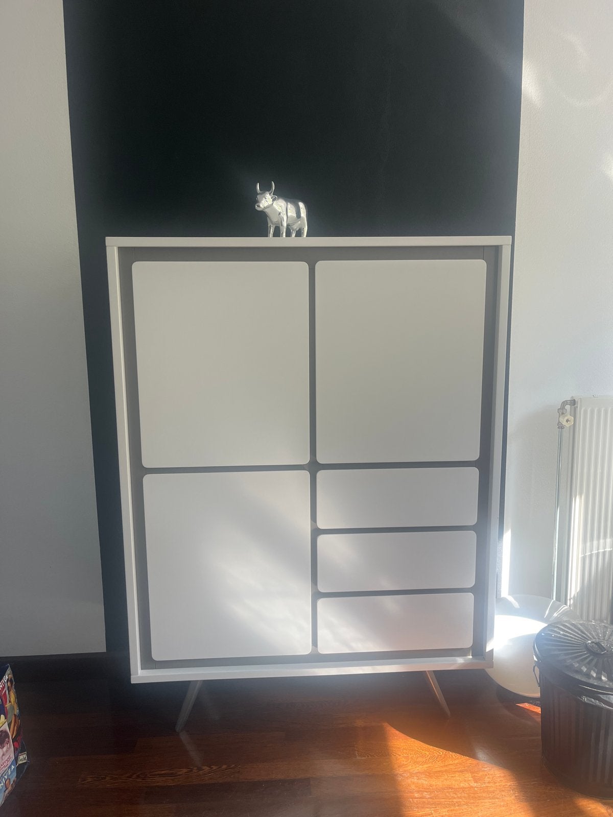 Moderne witte kast met lades en deuren, Huis en Inrichting, Ophalen, Overige materialen, Gebruikt, 50 tot 100 cm