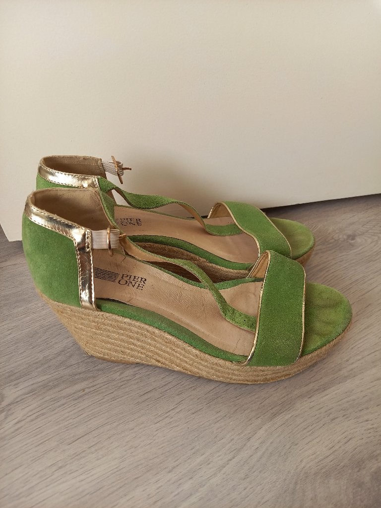 Groene espadrille sandalen met sleehak - Pier One, Kleding | Dames, Zo goed als nieuw, Pier One, Groen, Sandalen of Muiltjes