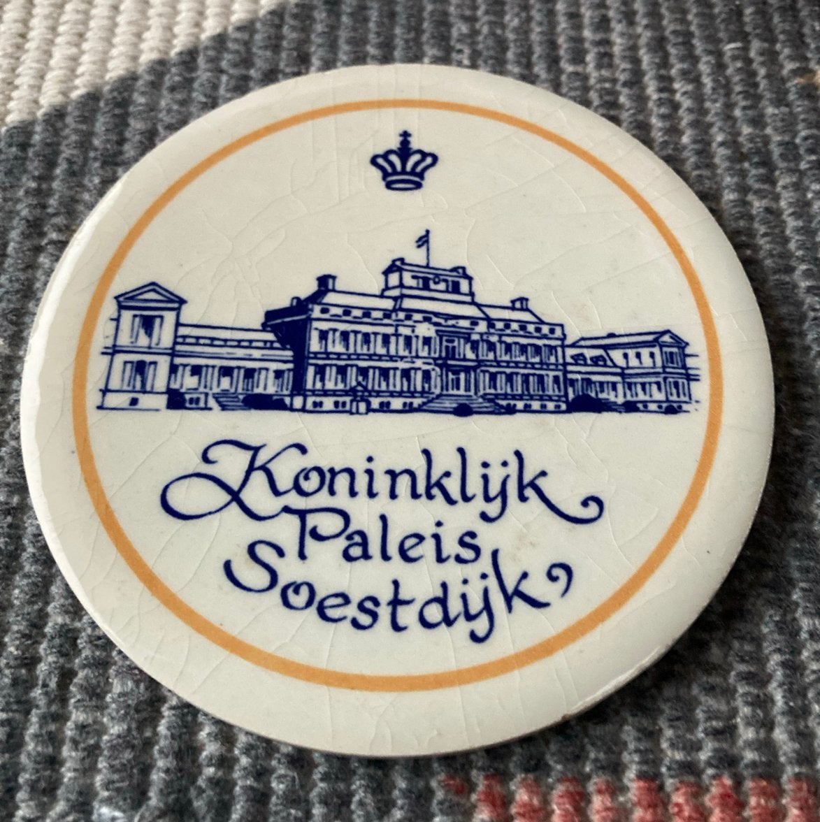 Vintage onderzetter Koninklijk Paleis Soestdijk, Verzamelen, Ophalen of Verzenden, Gebruikt, Nederland, Overige typen