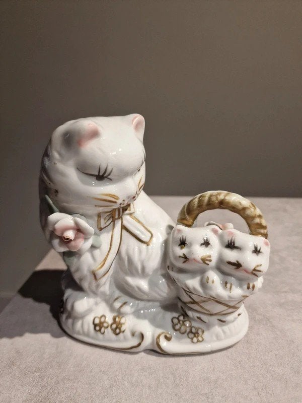 Vintage Porseleinen Kat met Kittens – Japan Stijl Beeldje, Ophalen of Verzenden, Zo goed als nieuw, Dier