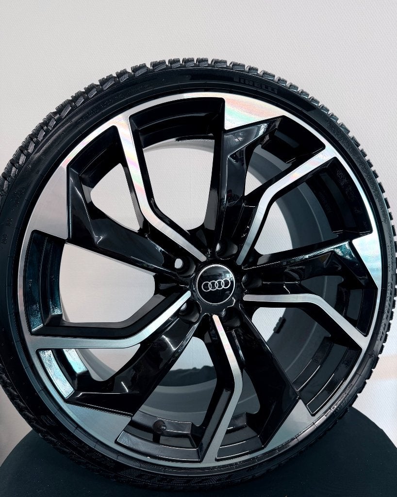19” VW Golf Audi A3 velgen + winterbanden, Gebruikt, Banden en Velgen, Winterbanden, 235 mm
