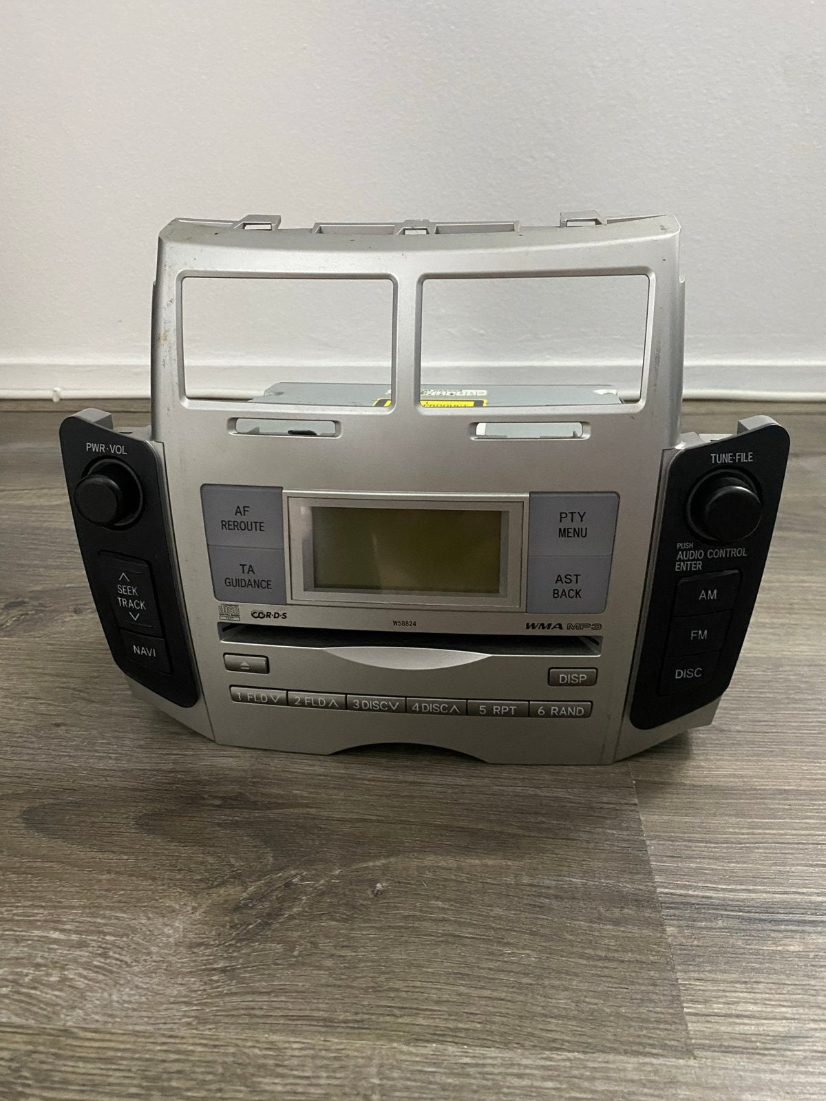 Toyota Yaris Radio CD Speler W58824 - Origineel Panasonic, Auto diversen, Ophalen of Verzenden, Gebruikt