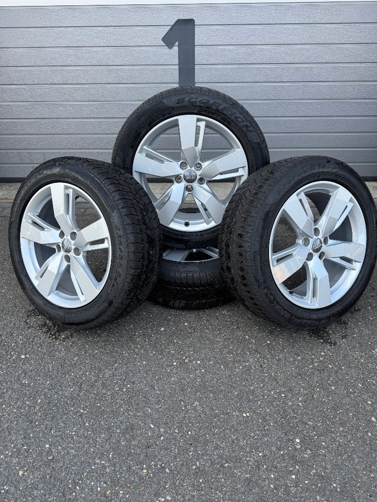 Originele Audi Q5 19” winterset Pirelli 235/55 R19, Gebruikt, Banden en Velgen, Winterbanden, 235 mm