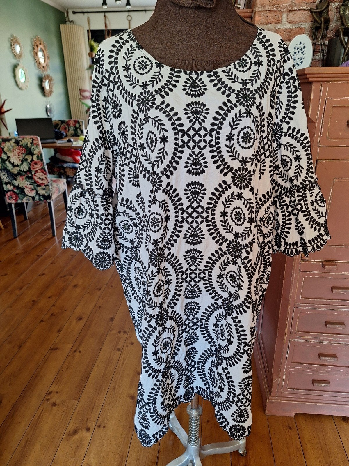 Tuniek jurk norah maat 48 geborduurd, Ophalen of Verzenden, Zo goed als nieuw, Maat 46/48 (XL) of groter, Zwart