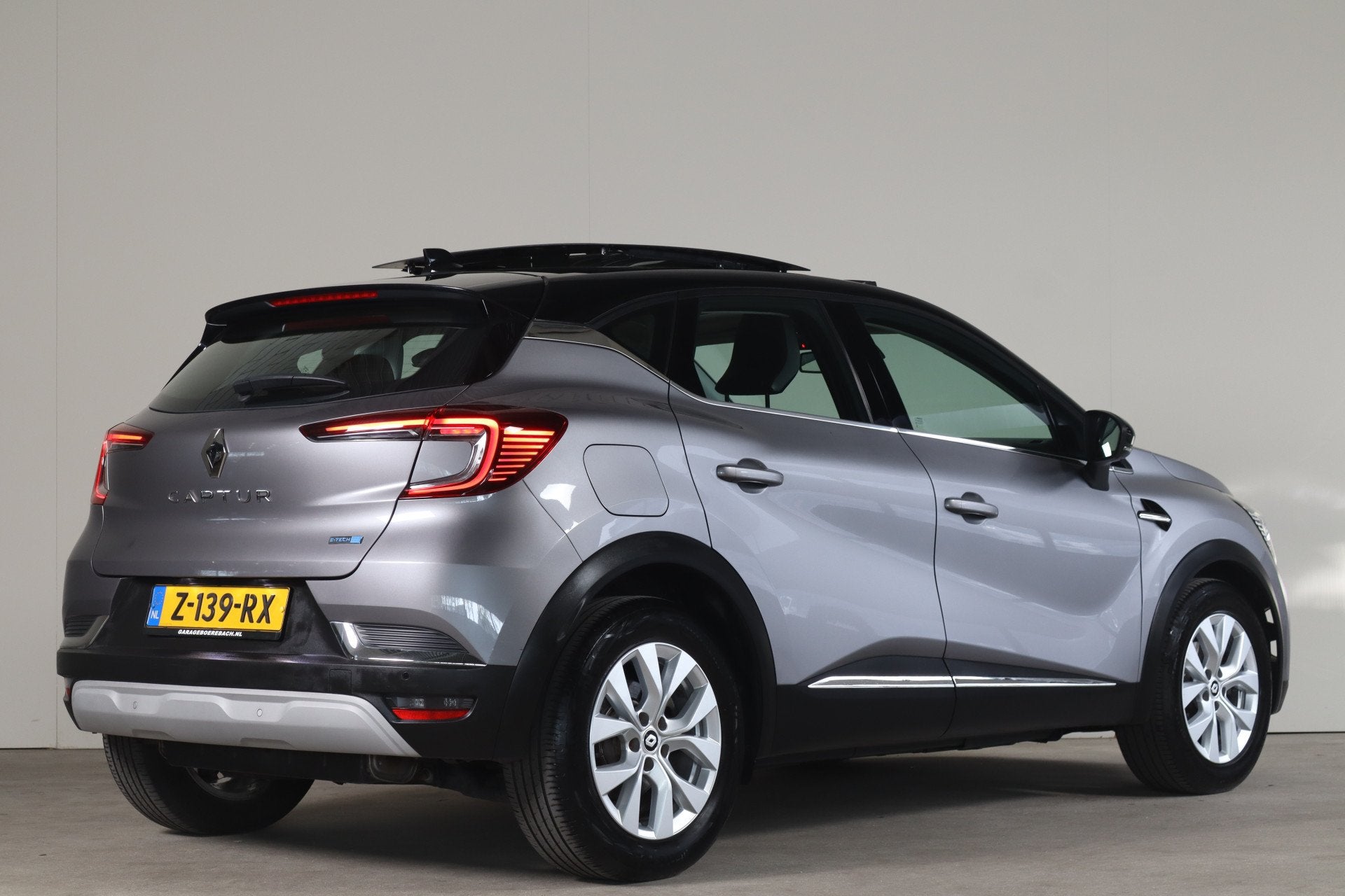 Renault Captur 1.6 E-Tech Plug-in Hybrid 160 Serie Limitée, Auto's, 77 km/l, Gebruikt, 4 cilinders, Plug-in hybride