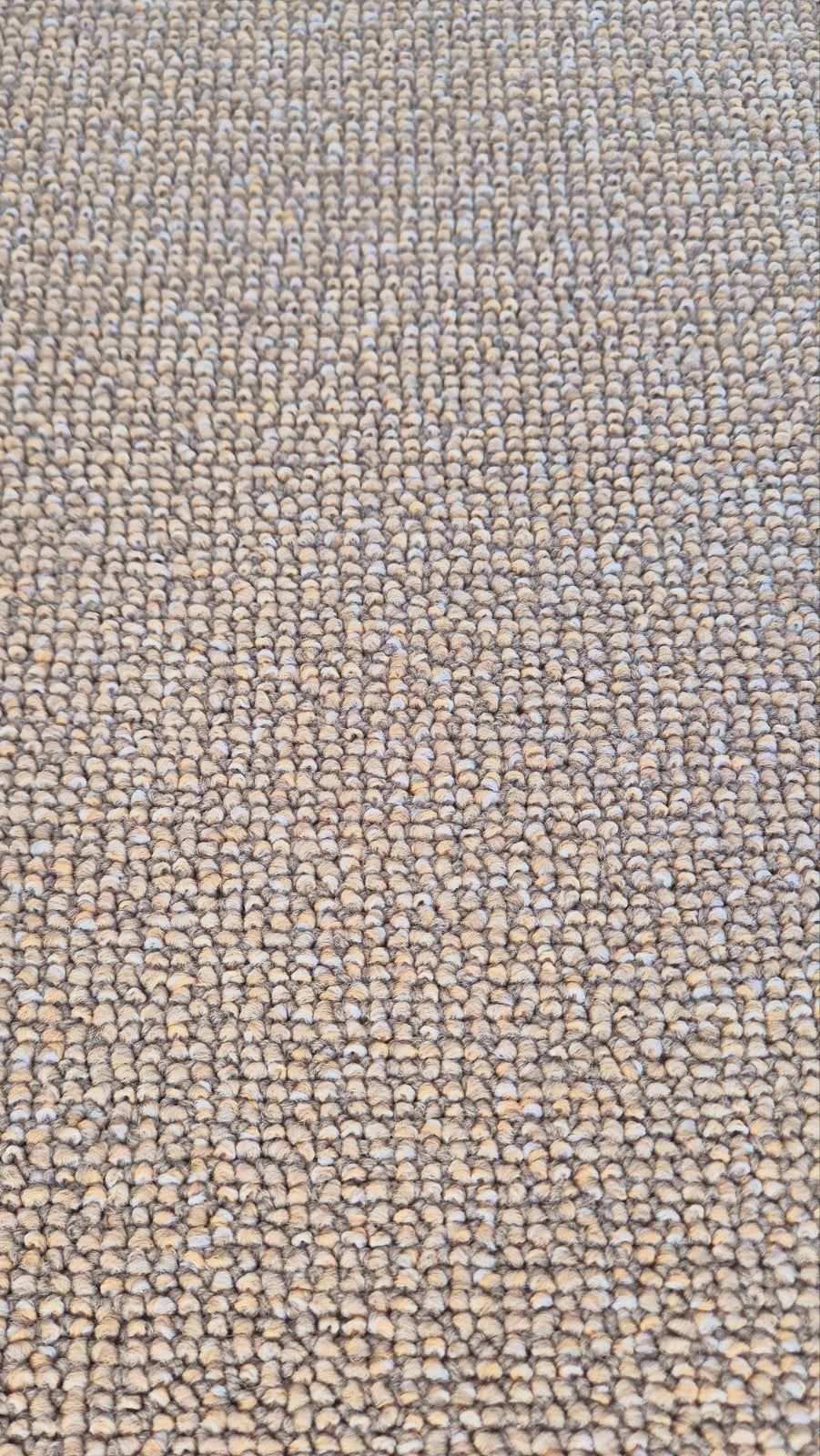 2 rollen Nederlands tapijt - diverse afmetingen, Ophalen, Beige, 150 tot 200 cm, Modern