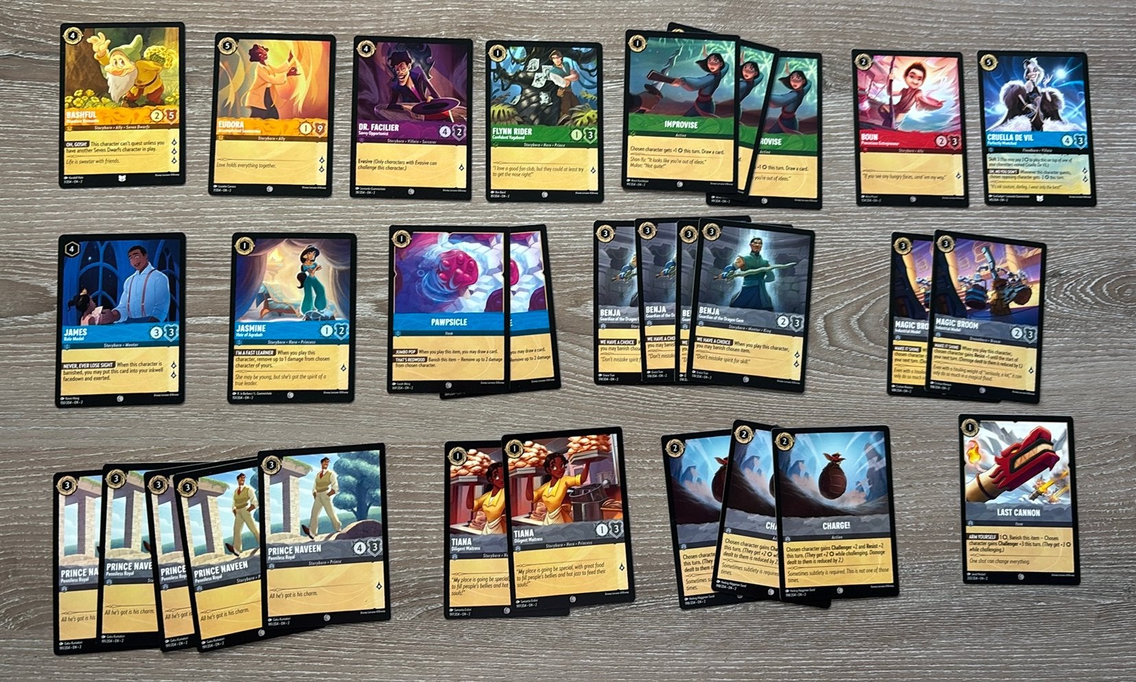 30 (Un)common Disney Lorcana kaarten 2RTF nonfoil, Ophalen of Verzenden, Zo goed als nieuw, Meerdere kaarten